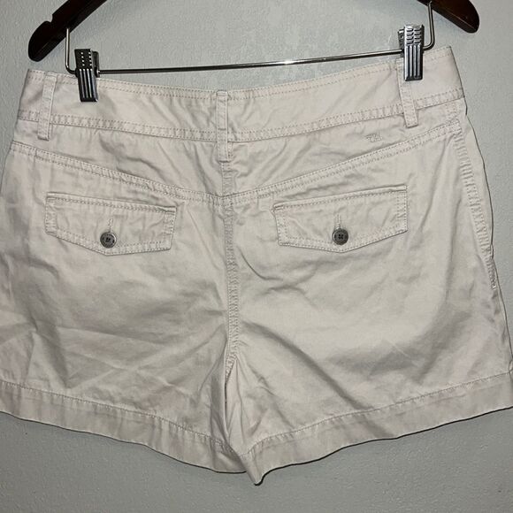 Tommy Hilfiger Janie fit khaki shorts size 10 - Picture 4 of 10